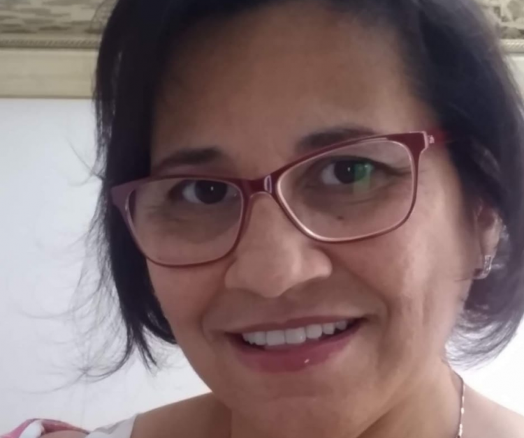 Assistente Social, Ex presidente do Conselho Municipal dos direitos das mulheres - Frente feminista de SJ. Rio Preto.
