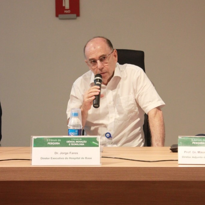 Diretor executivo do Hospital de Base de Rio Preto alerta sobre  "período assustador" sobre pandemia 