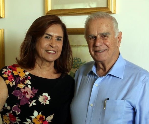 Na foto, dona Eurides está com o marido e pai do vice-governador, Paulino Locatelli Garcia