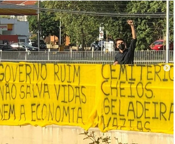 Abner Tofanelli, jovem líder político, protesta em Rio Preto