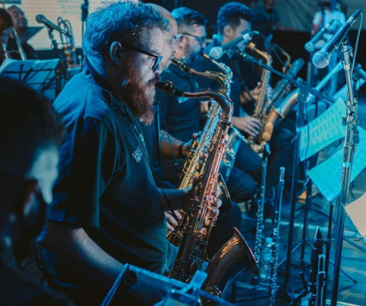A São Paulo Big Band irá se apresentar no Teatro Municipal Paulo Moura