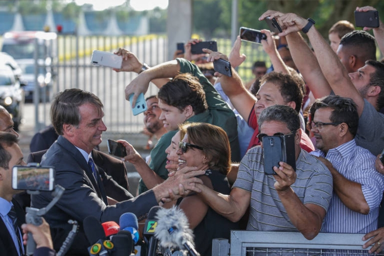 Reduto de apoiadores do Governo Bolsonaro - "cercadinho"