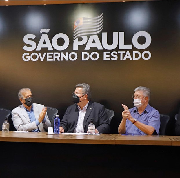 Edinho, Carlão e o vice-prefeito Orlando Bolçone