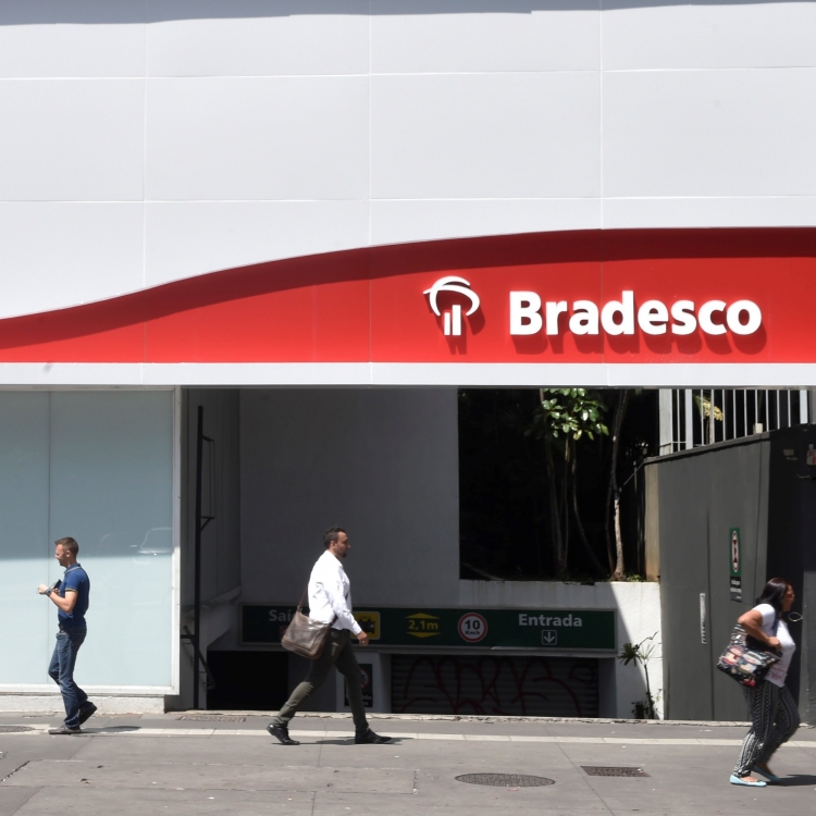 Banco privado passa a gerir folha de pagamento da Prefeitura de Rio Preto